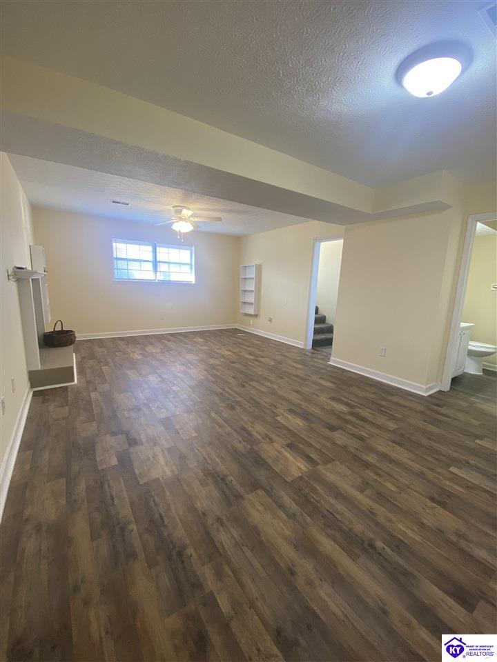 1433 Crestview Drive Property Photo 16