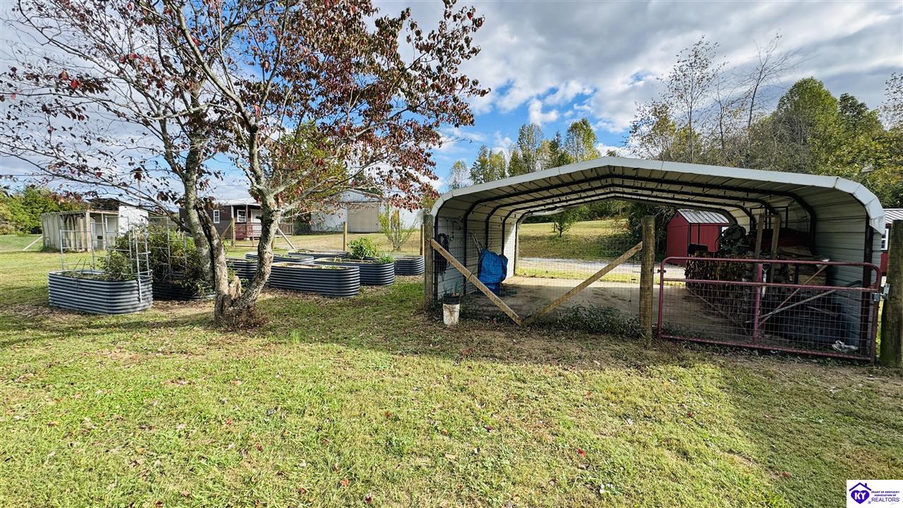 2313 Bowling Green Road Property Photo 23