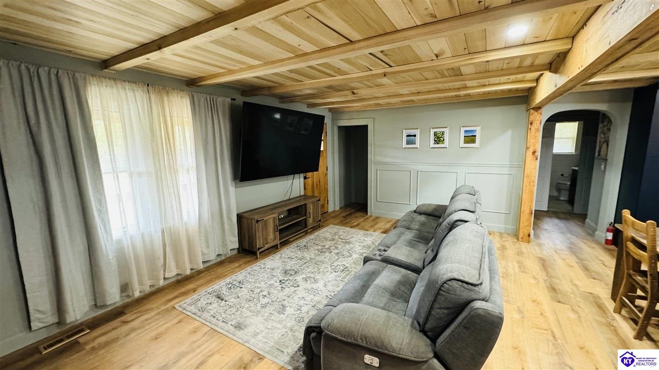 2313 Bowling Green Road Property Photo 29