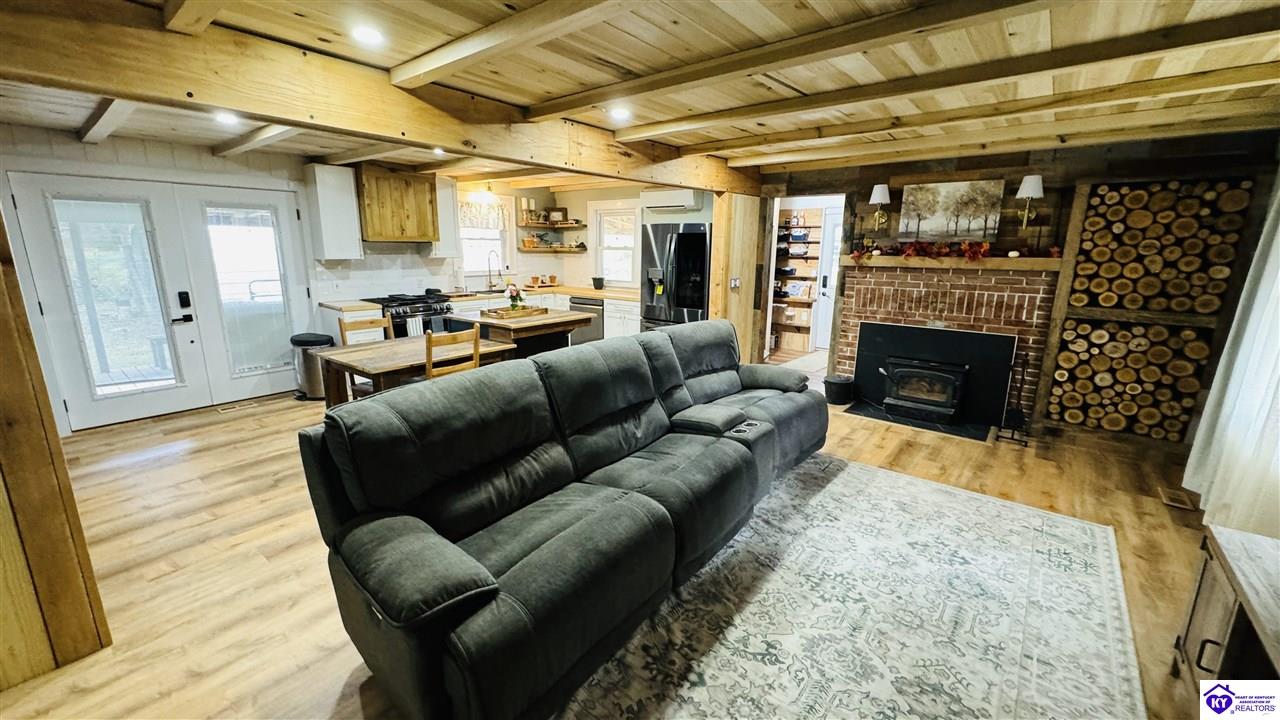 2313 Bowling Green Road Property Photo 32