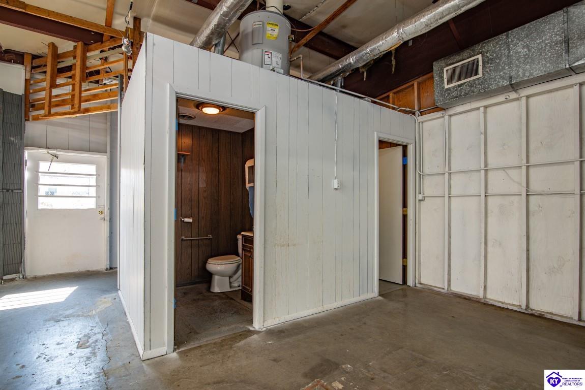 716 High Street Property Photo 15