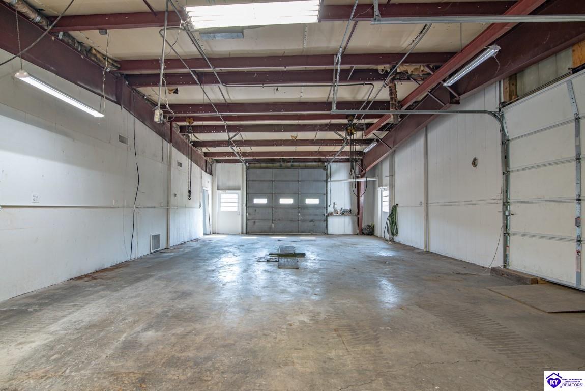 716 High Street Property Photo 16