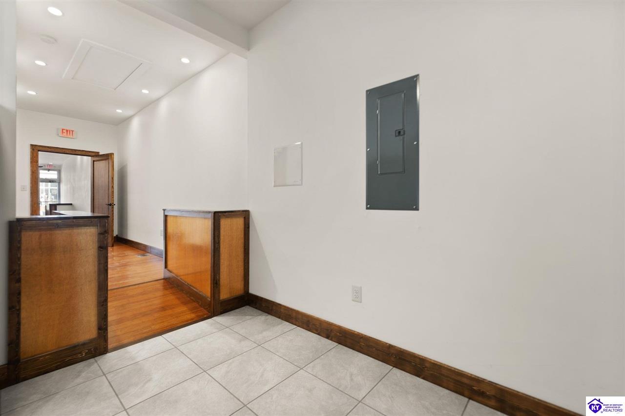 192 S Main Street Property Photo 12
