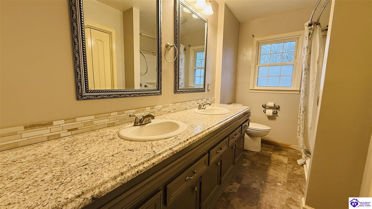 111 Park Avenue Property Photo 18