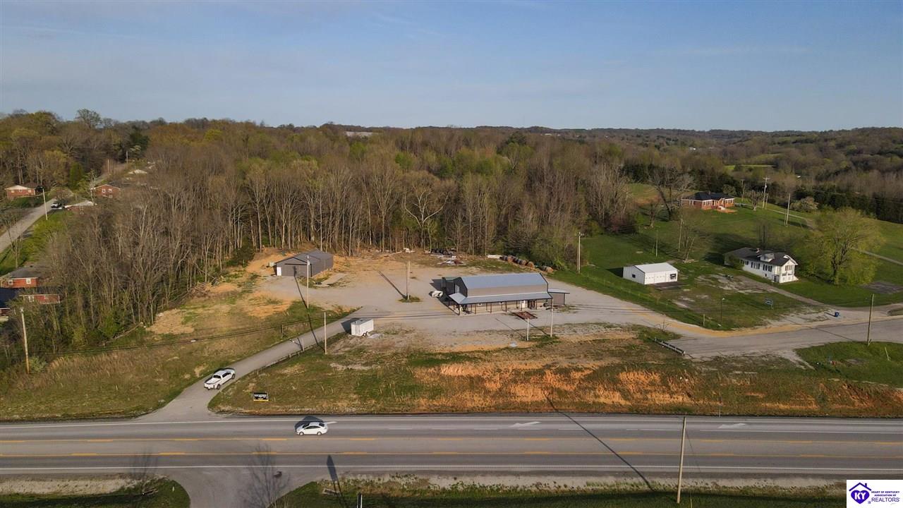 1008 Columbia Highway Property Photo