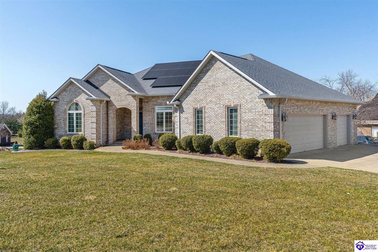 1001 Deerbourne Court Property Photo 1