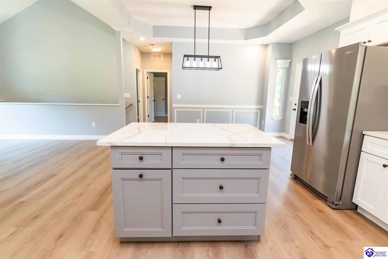 1007 Burns Road Property Photo 17