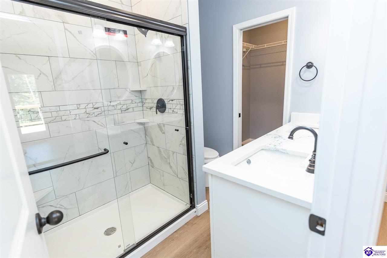 1007 Burns Road Property Photo 23