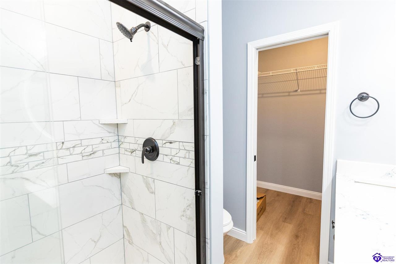 1007 Burns Road Property Photo 24