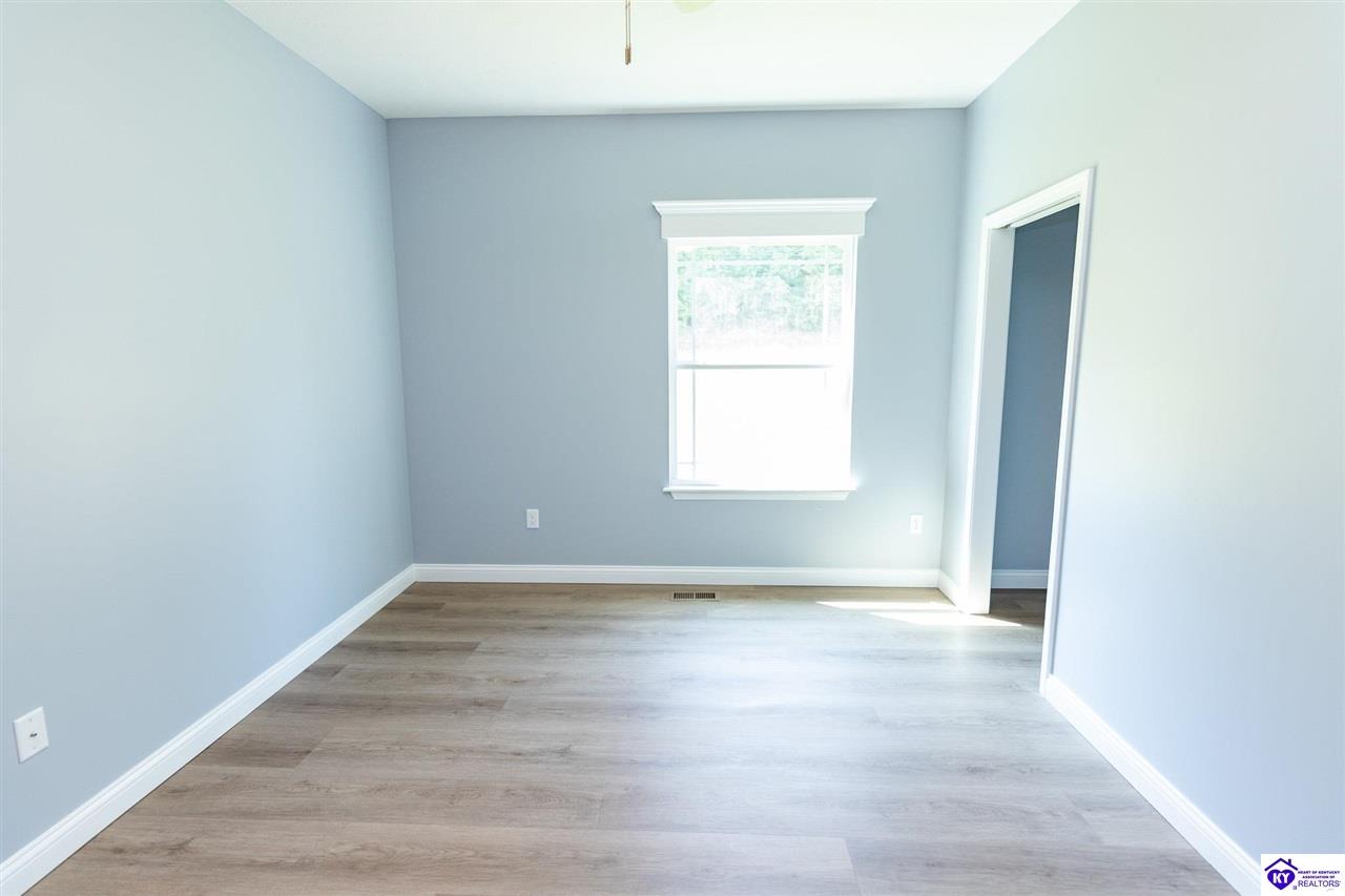 1007 Burns Road Property Photo 34
