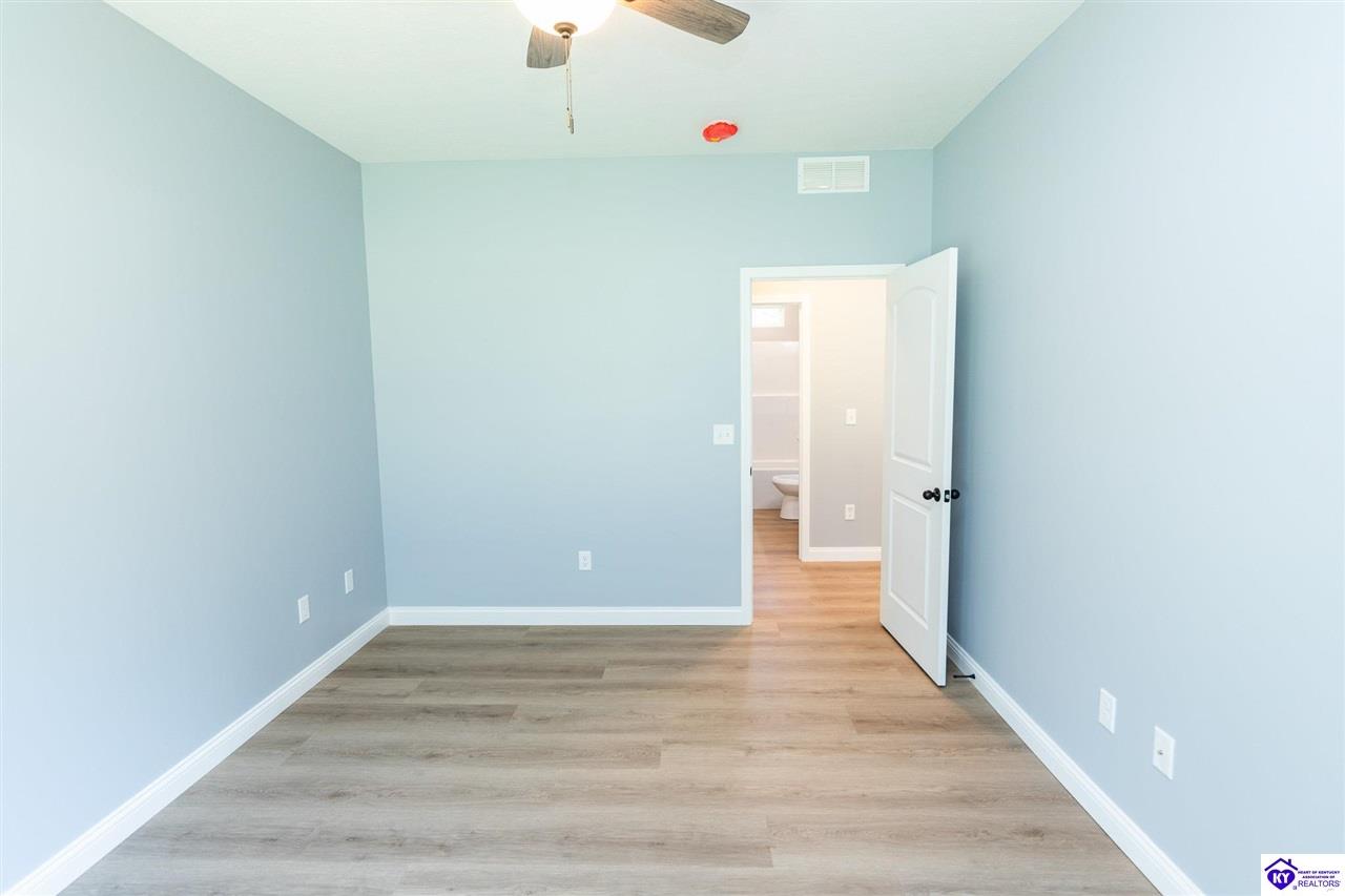 1007 Burns Road Property Photo 36