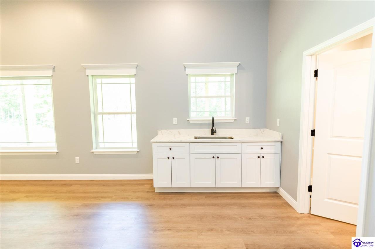 1007 Burns Road Property Photo 47