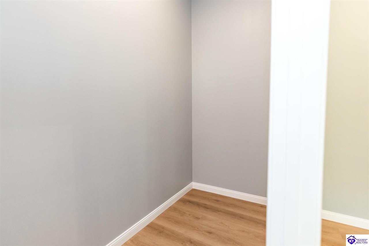 1007 Burns Road Property Photo 53