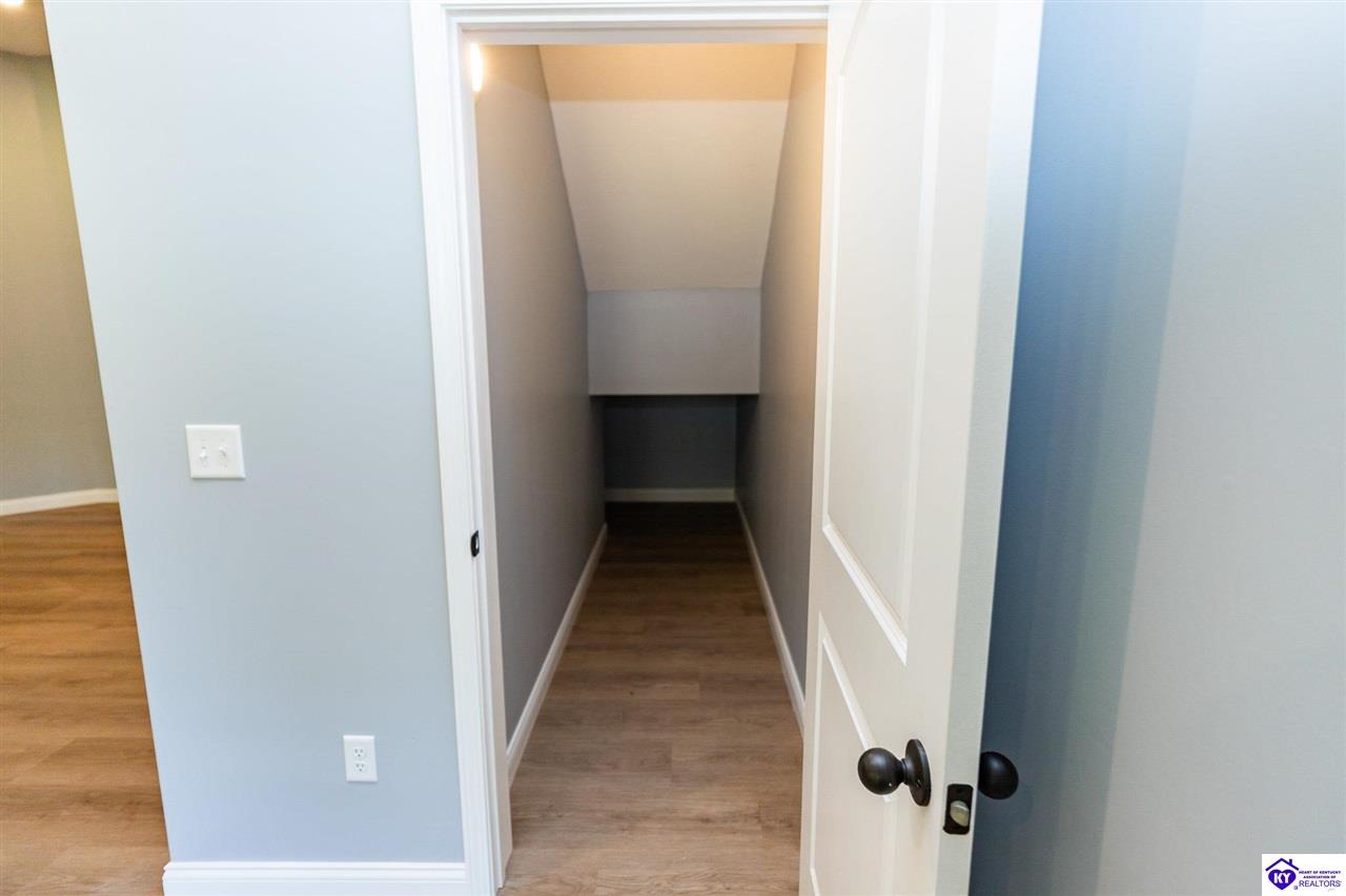 1007 Burns Road Property Photo 58