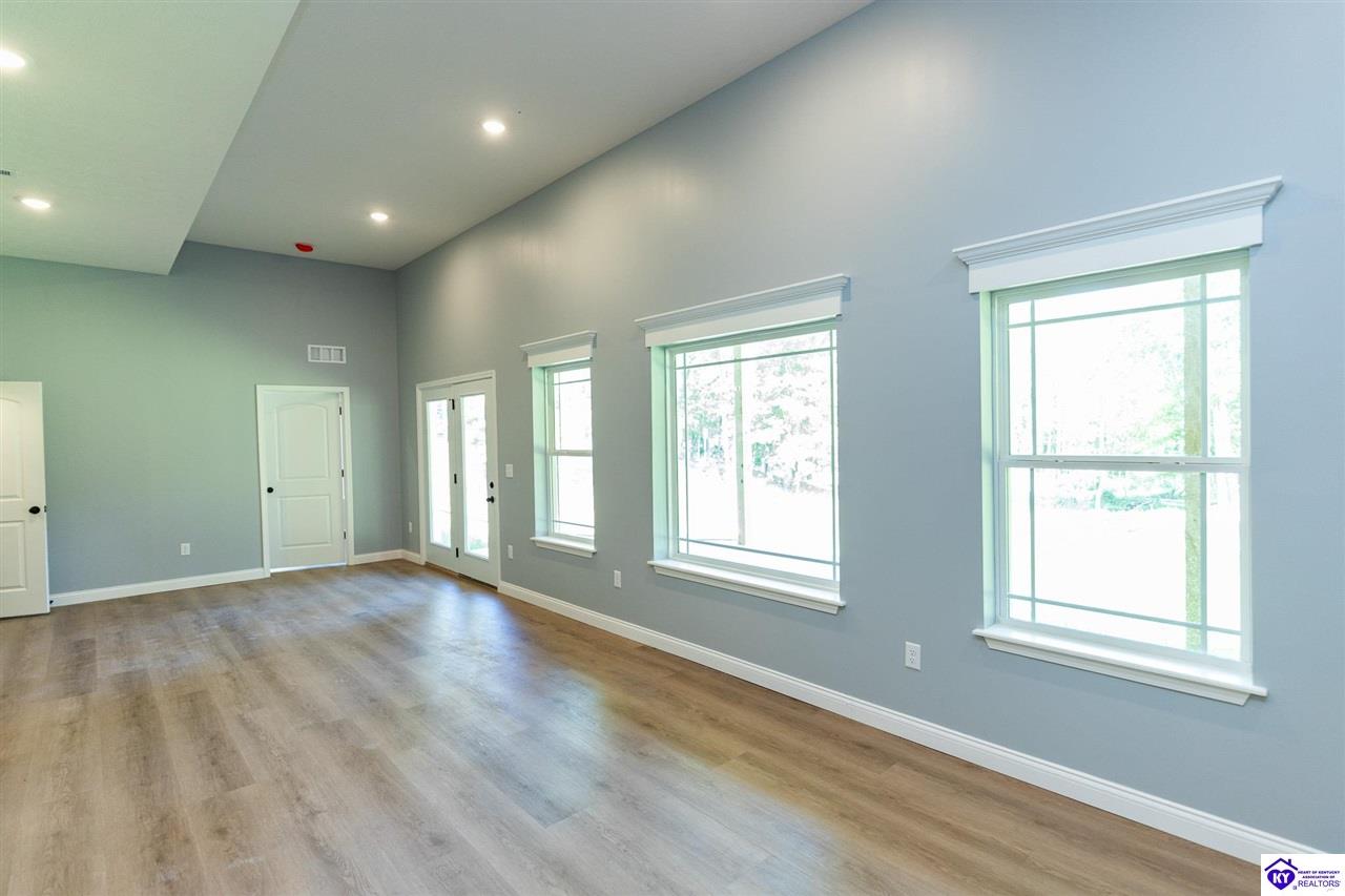 1007 Burns Road Property Photo 59