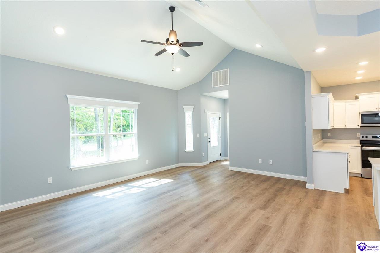 1035 Burns Road Property Photo 7
