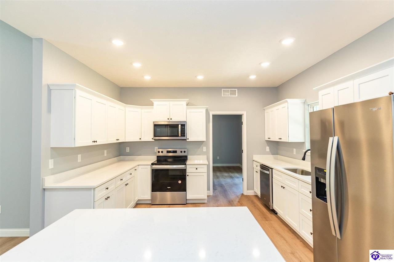 1035 Burns Road Property Photo 8