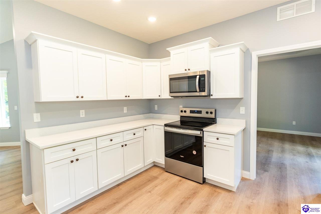 1035 Burns Road Property Photo 10