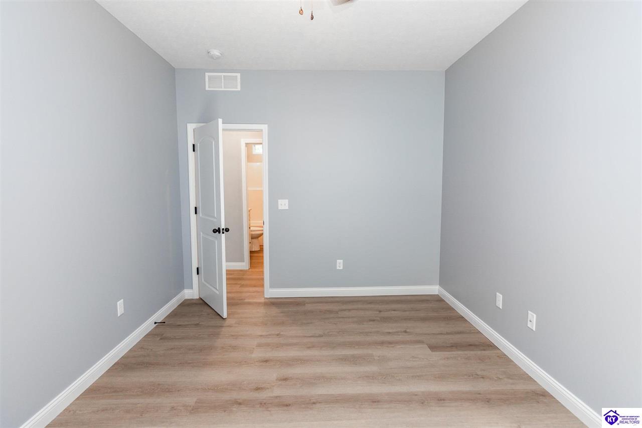 1035 Burns Road Property Photo 31