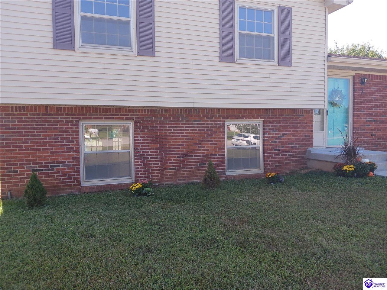 3 Purdue Court Property Photo 2