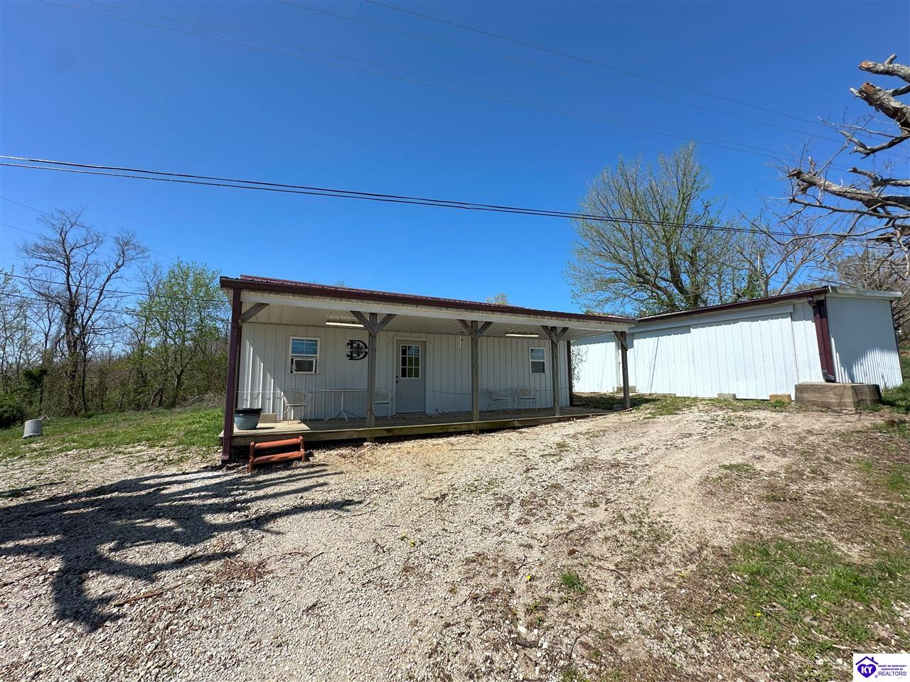 1653 Highway 2779 Property Photo