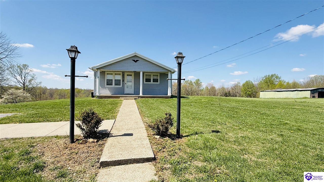 5228 Edmonton Road Property Photo