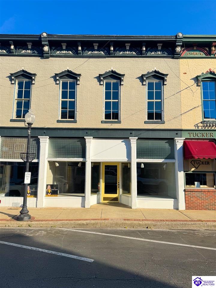 119 E Main Street Property Photo