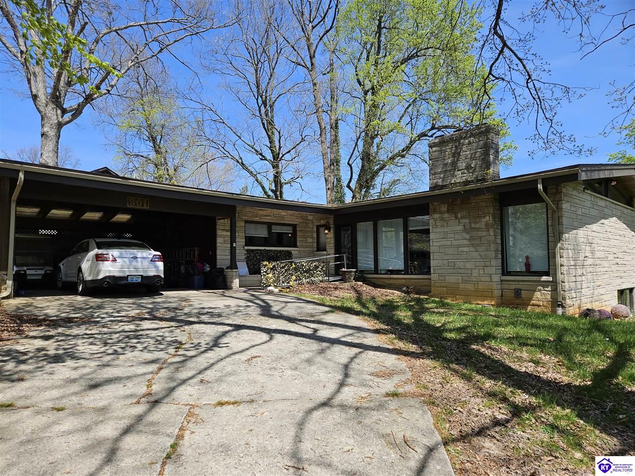 901 Dogwood Circle Property Photo 1