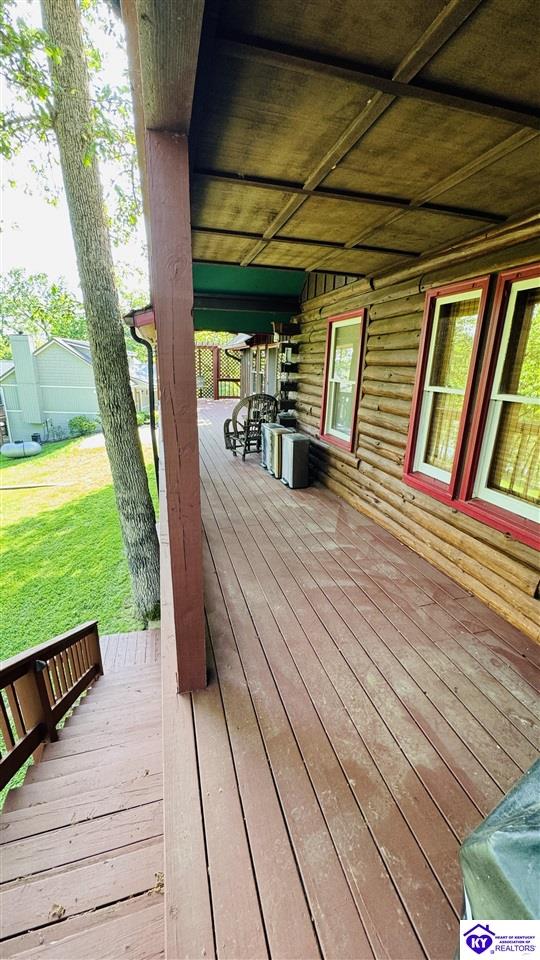 431 Timberlake Lane Property Photo 4