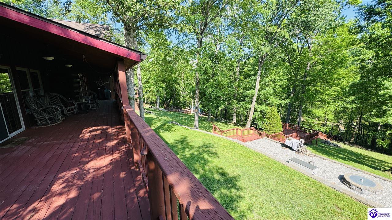 431 Timberlake Lane Property Photo 6