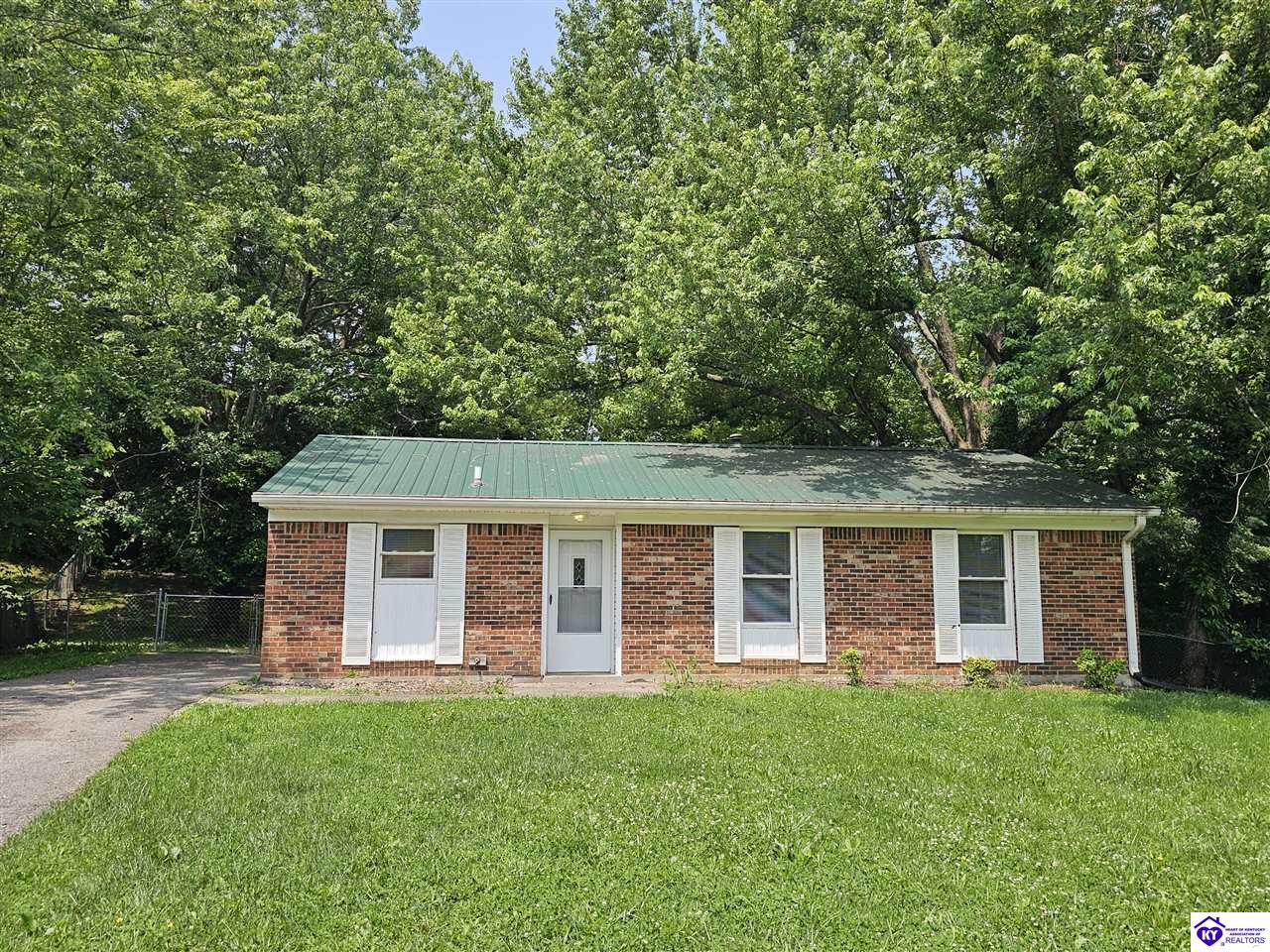 148 Vonda Ct Property Photo 1