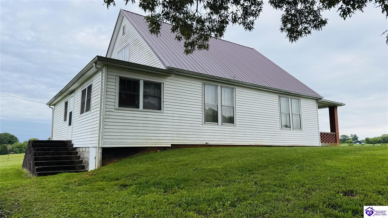 5348 Hwy 218 Property Photo 5