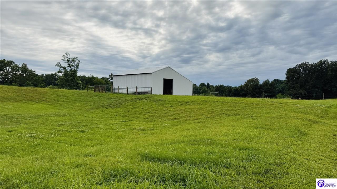 5348 Hwy 218 Property Photo 8