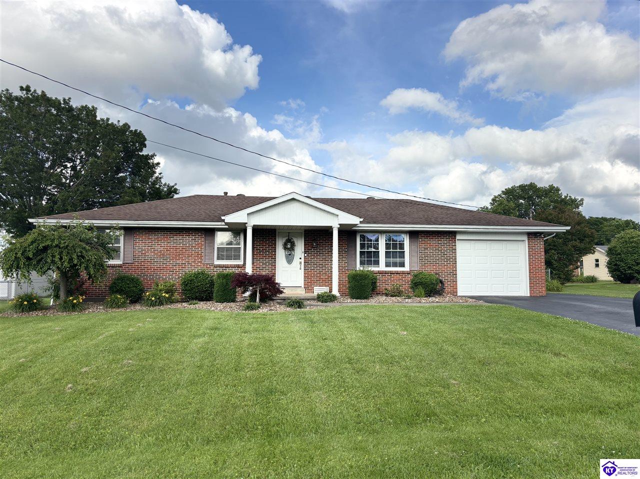 906 Gardenia Drive Property Photo 1