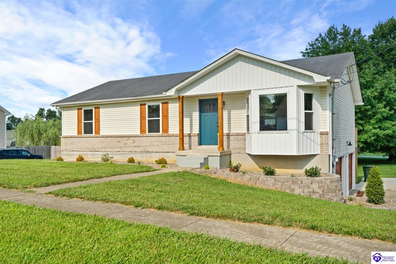 200 Lilac Court Property Photo 1