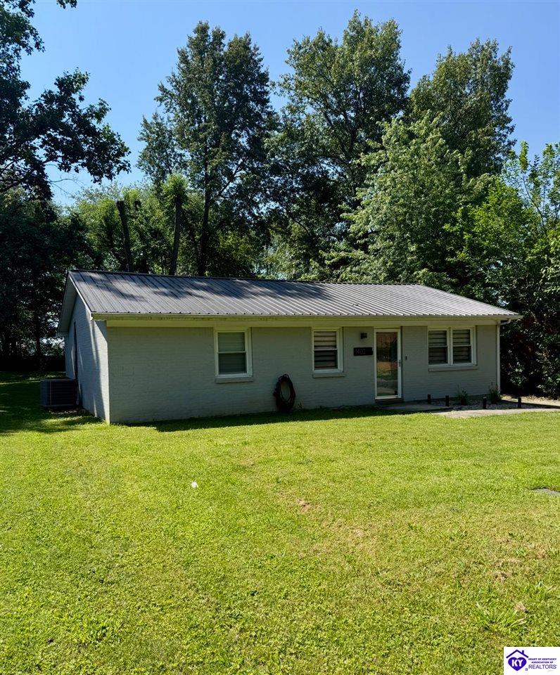 1402 Kentucky Drive Property Photo 1