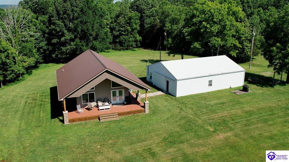 455 Ed Howe Road Property Photo 1