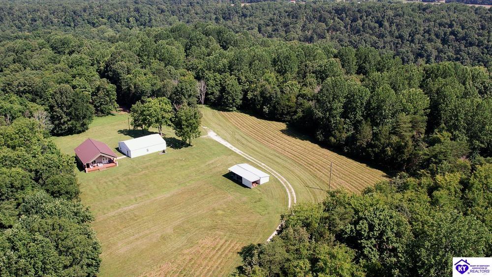 455 Ed Howe Road Property Photo 3