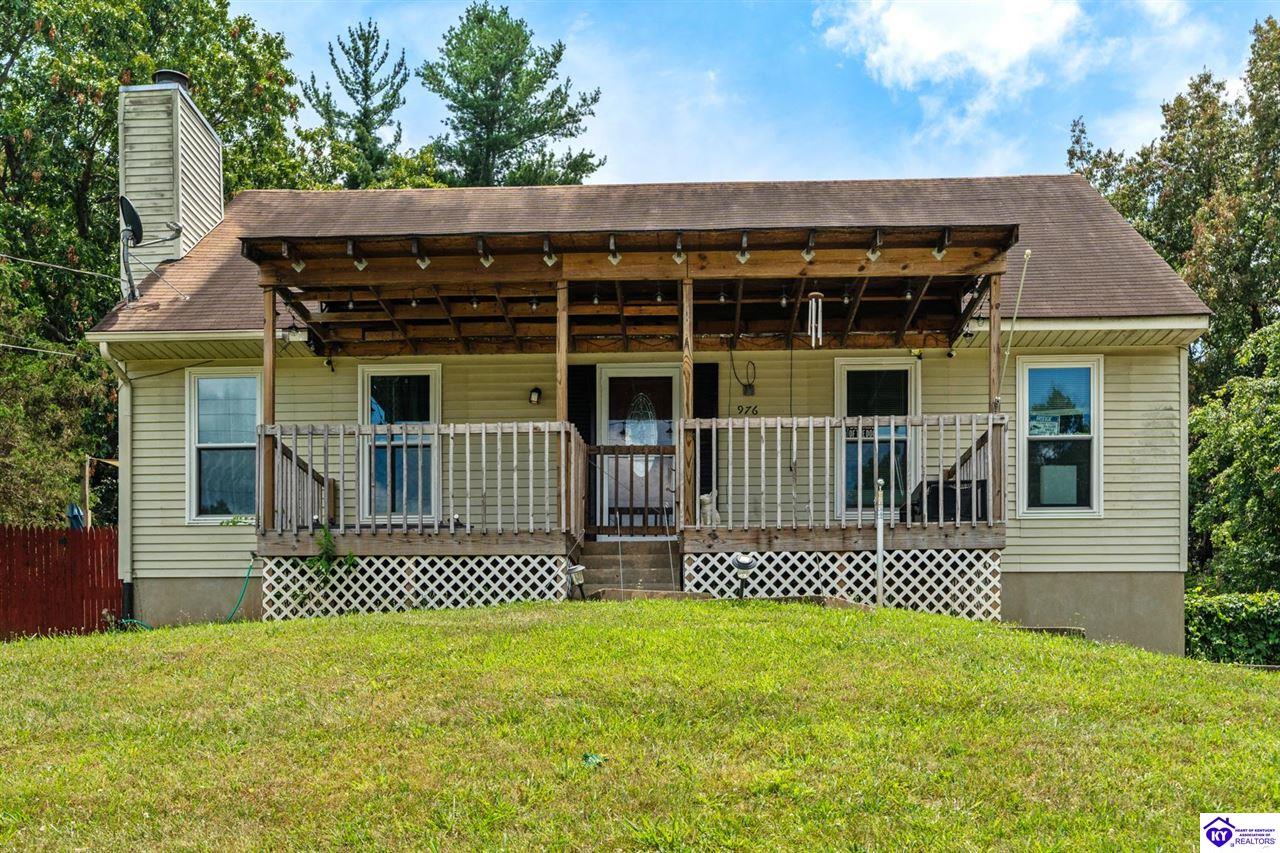 976 Woods Hollow Drive Property Photo 1