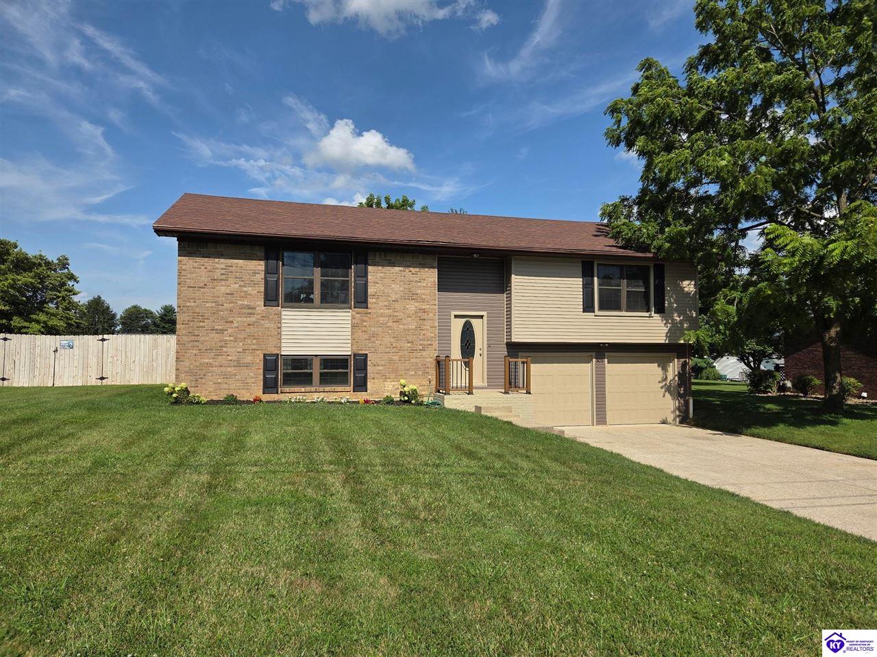 305 White Oak Drive Property Photo 1