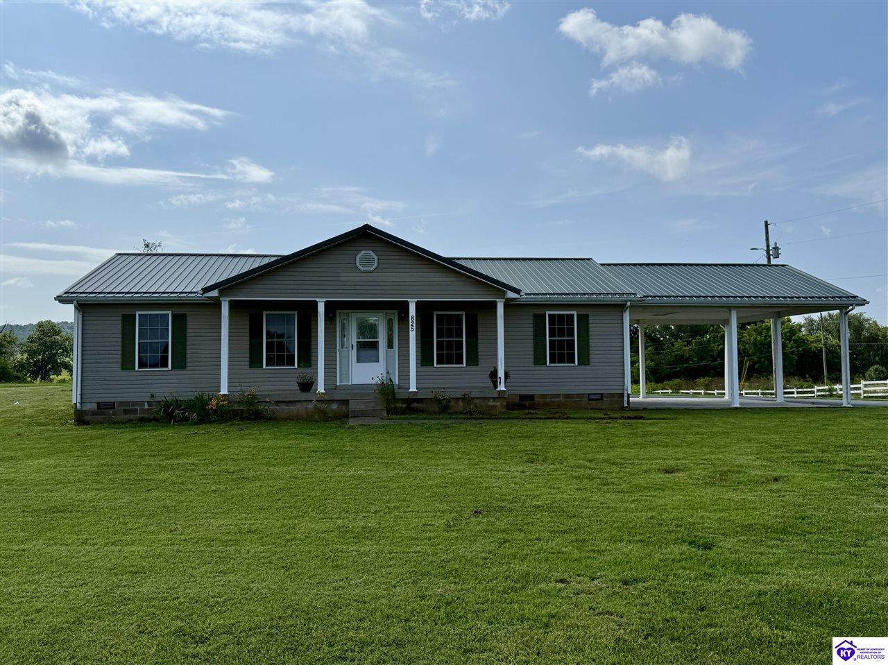 825 Buck Grove Road Property Photo 1