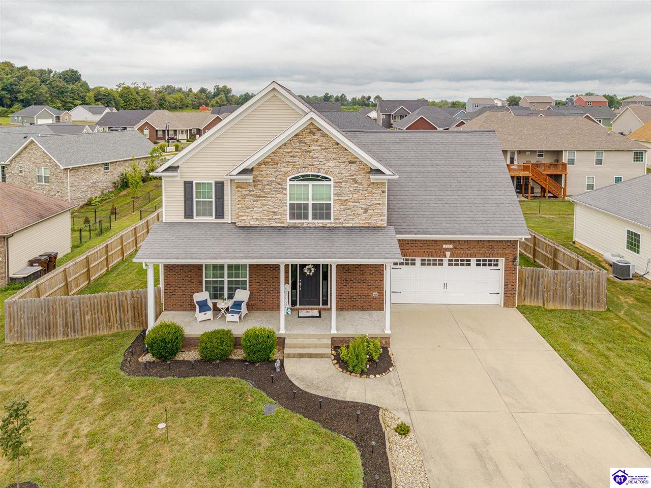 125 Hopewell Court Property Photo 1