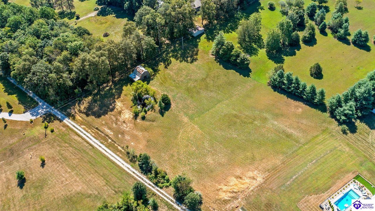 621 Mud Splash Road Property Photo 5