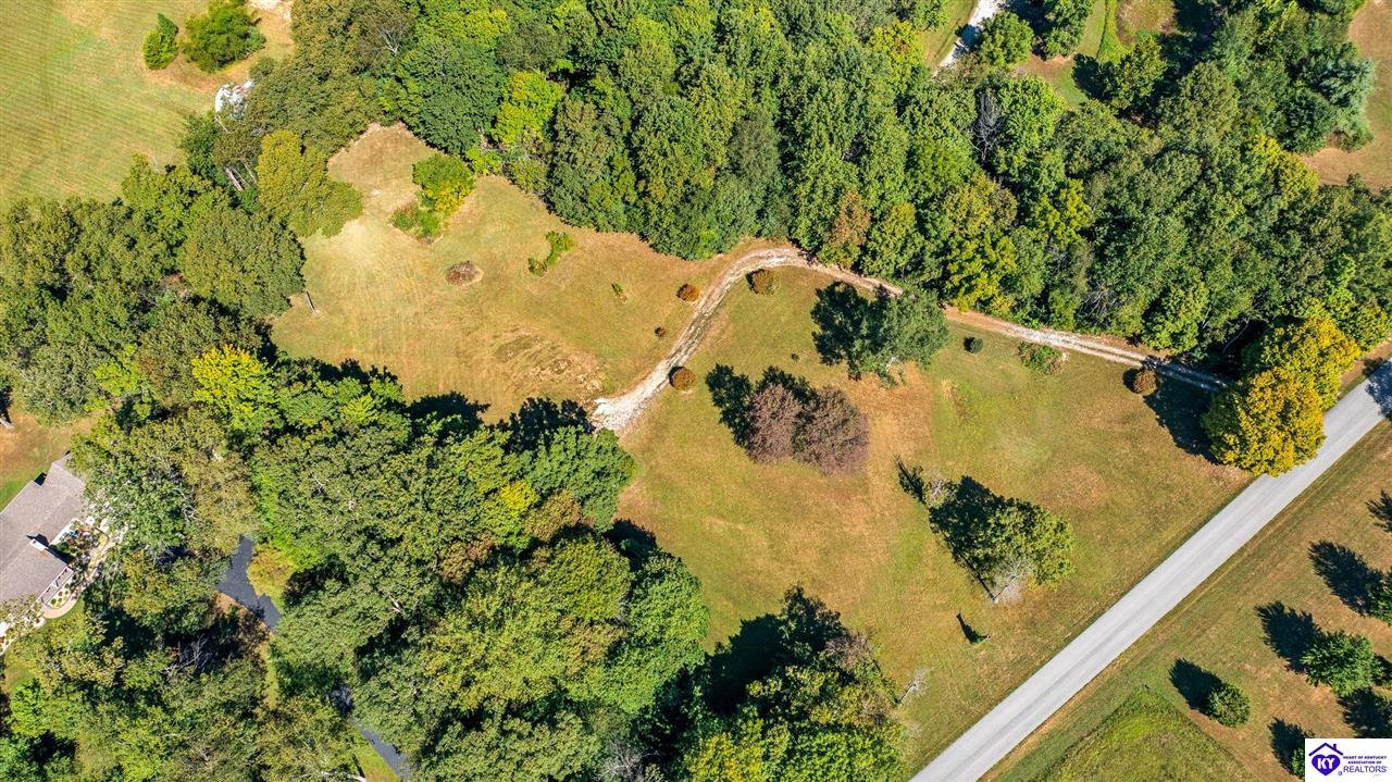 621 Mud Splash Road Property Photo 8
