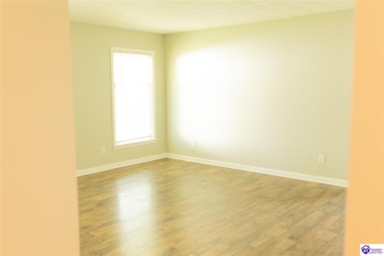 208 Skyline Drive Property Photo 14