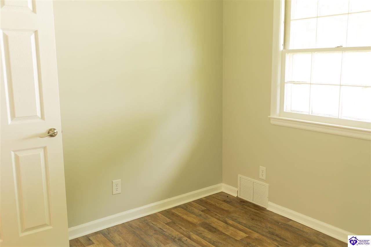208 Skyline Drive Property Photo 25