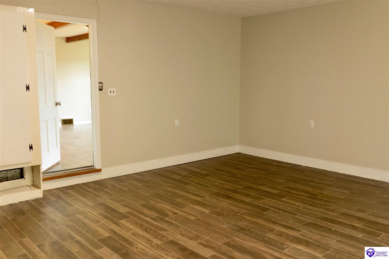 208 Skyline Drive Property Photo 31