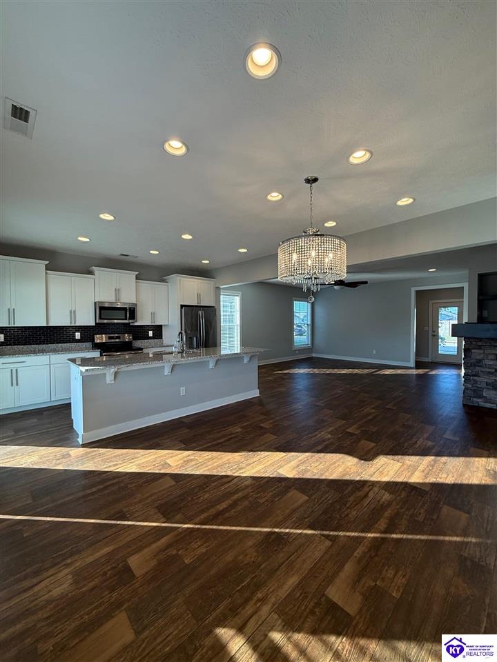 858 Star Avenue Property Photo 8