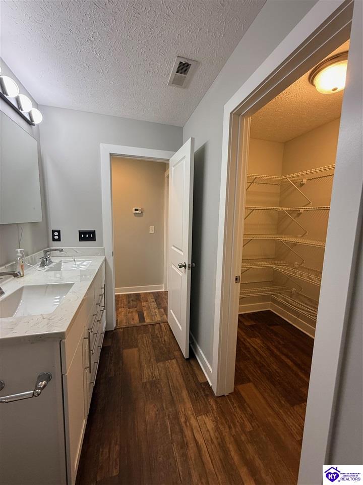 858 Star Avenue Property Photo 26