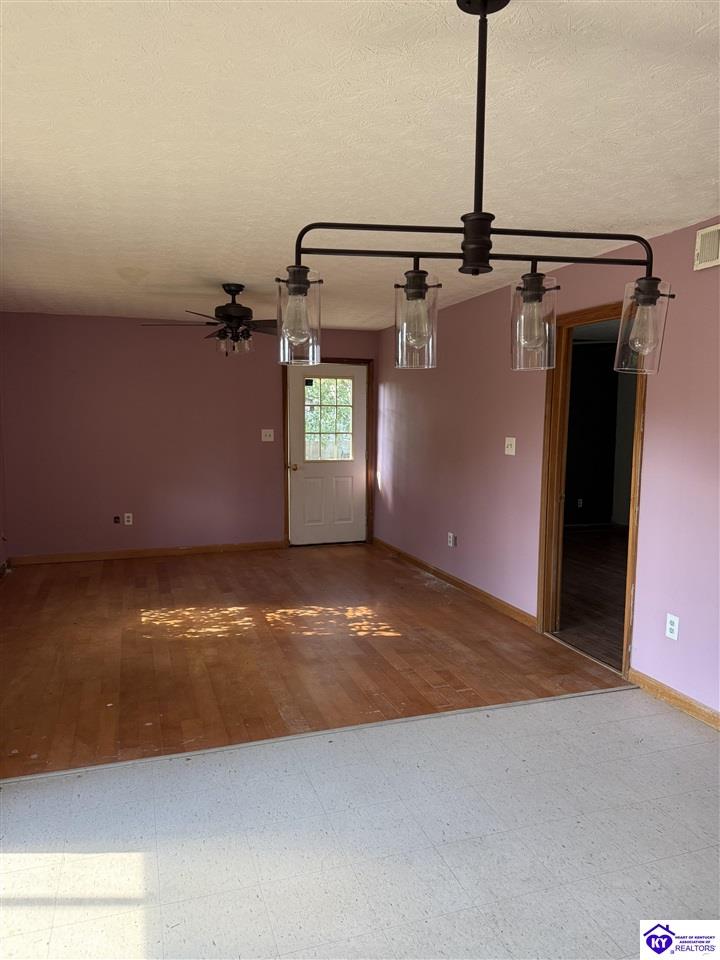 10202 S Highway 259 Unit 3 Property Photo 8